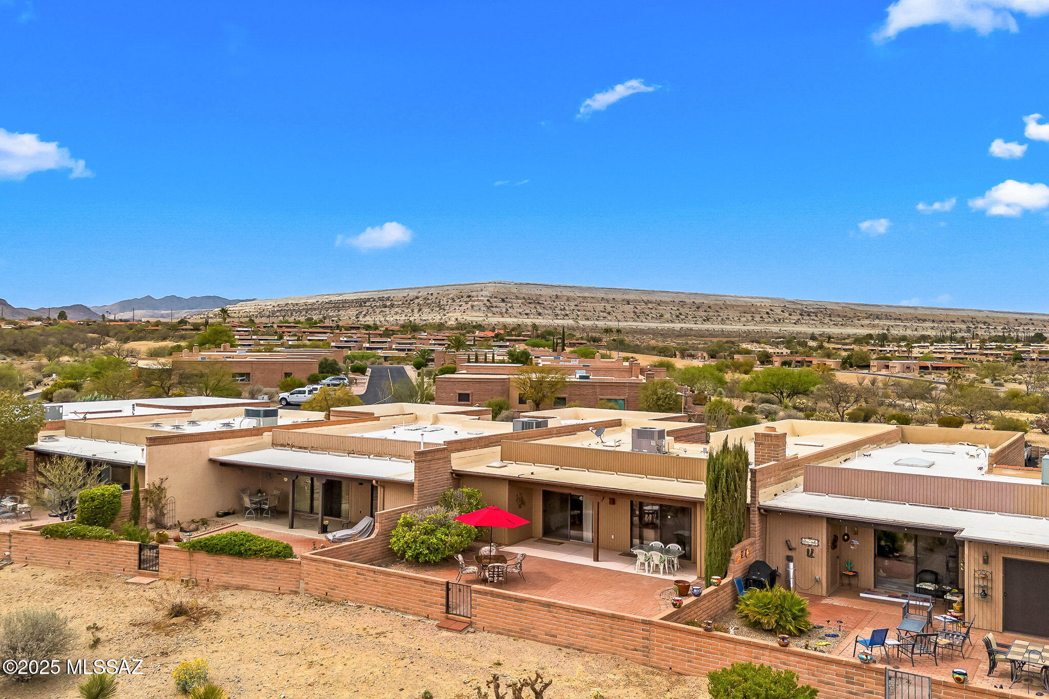 1389 W Camino Del Pato