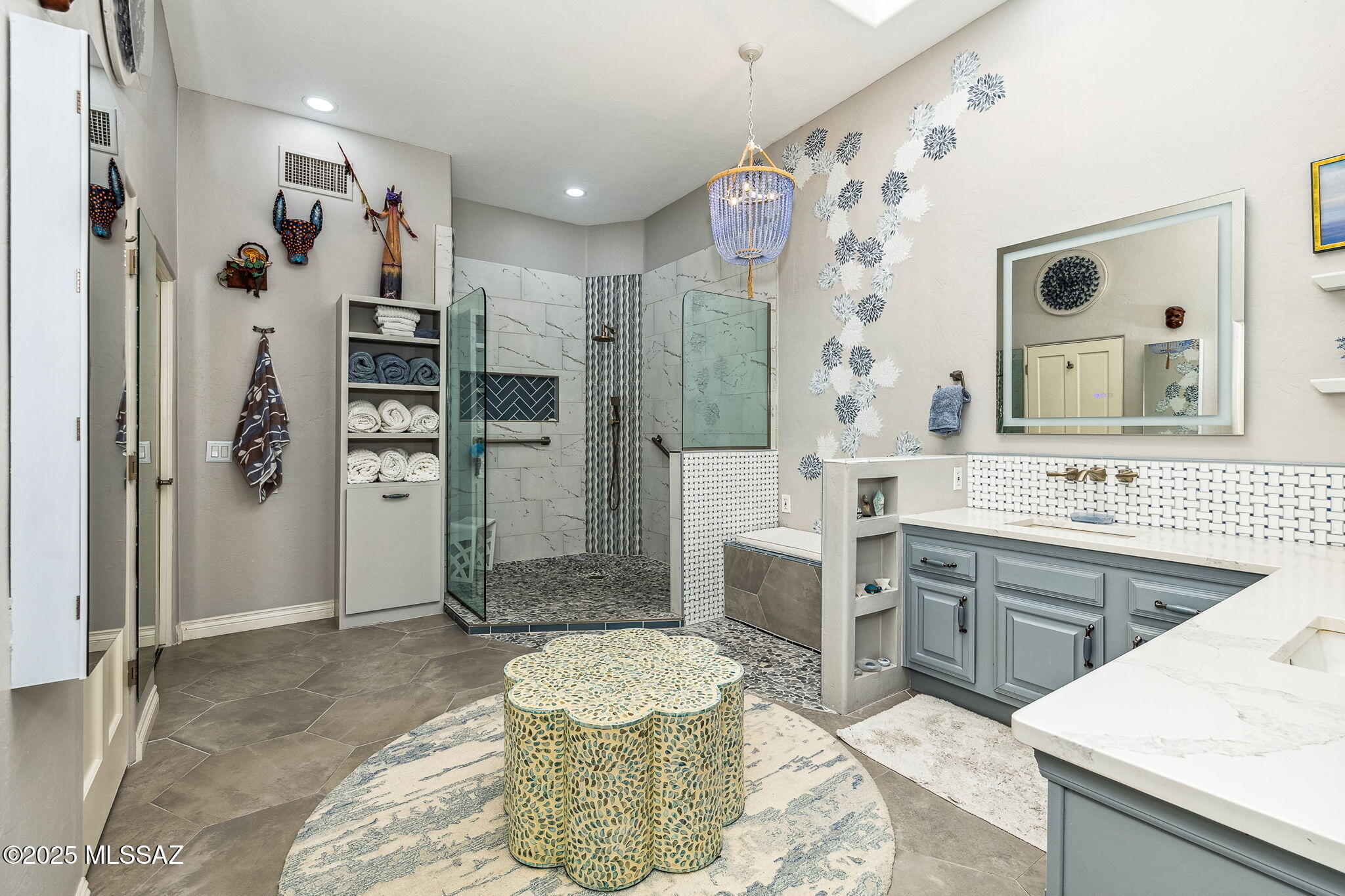 5124 E Calle Brillante