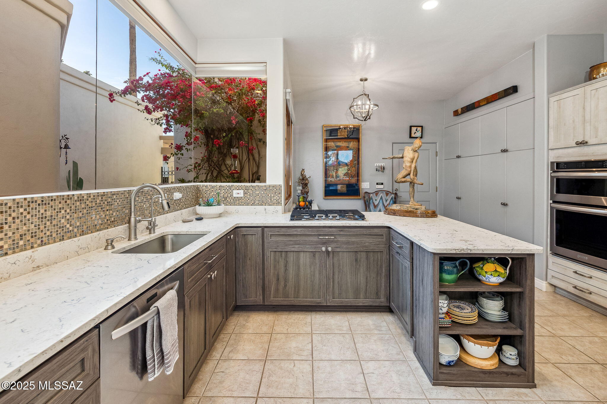 5124 E Calle Brillante