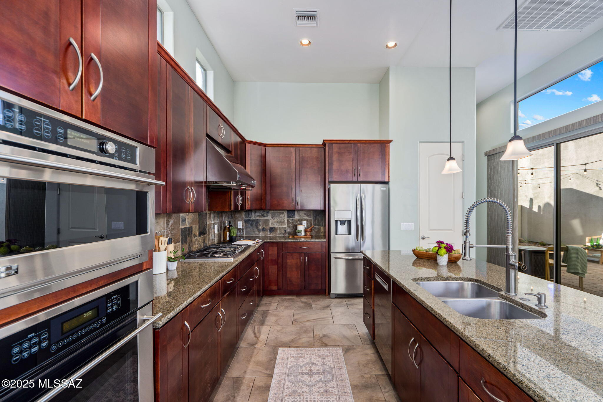12320 N Sunrise Shadow Drive