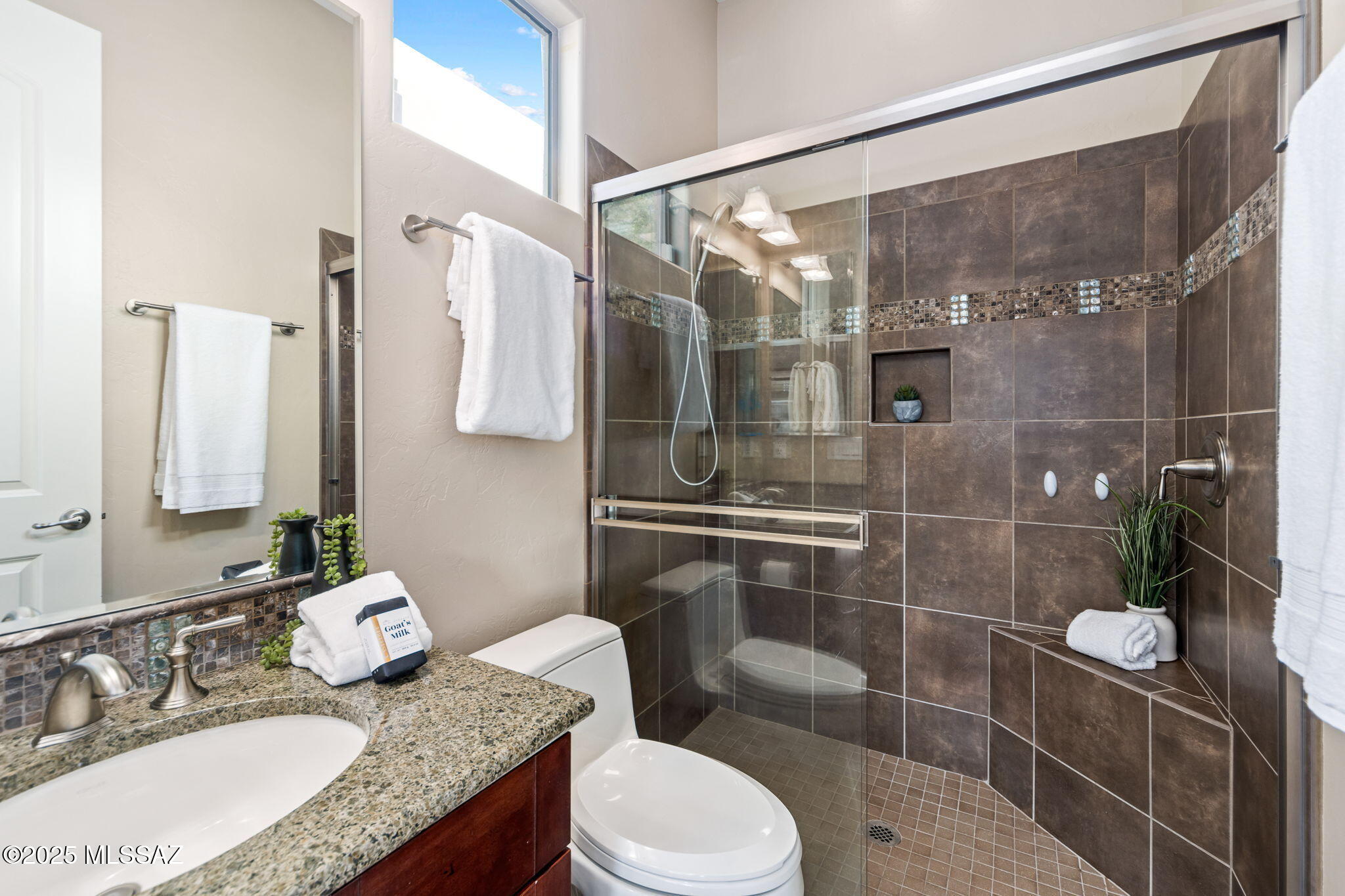 12320 N Sunrise Shadow Drive