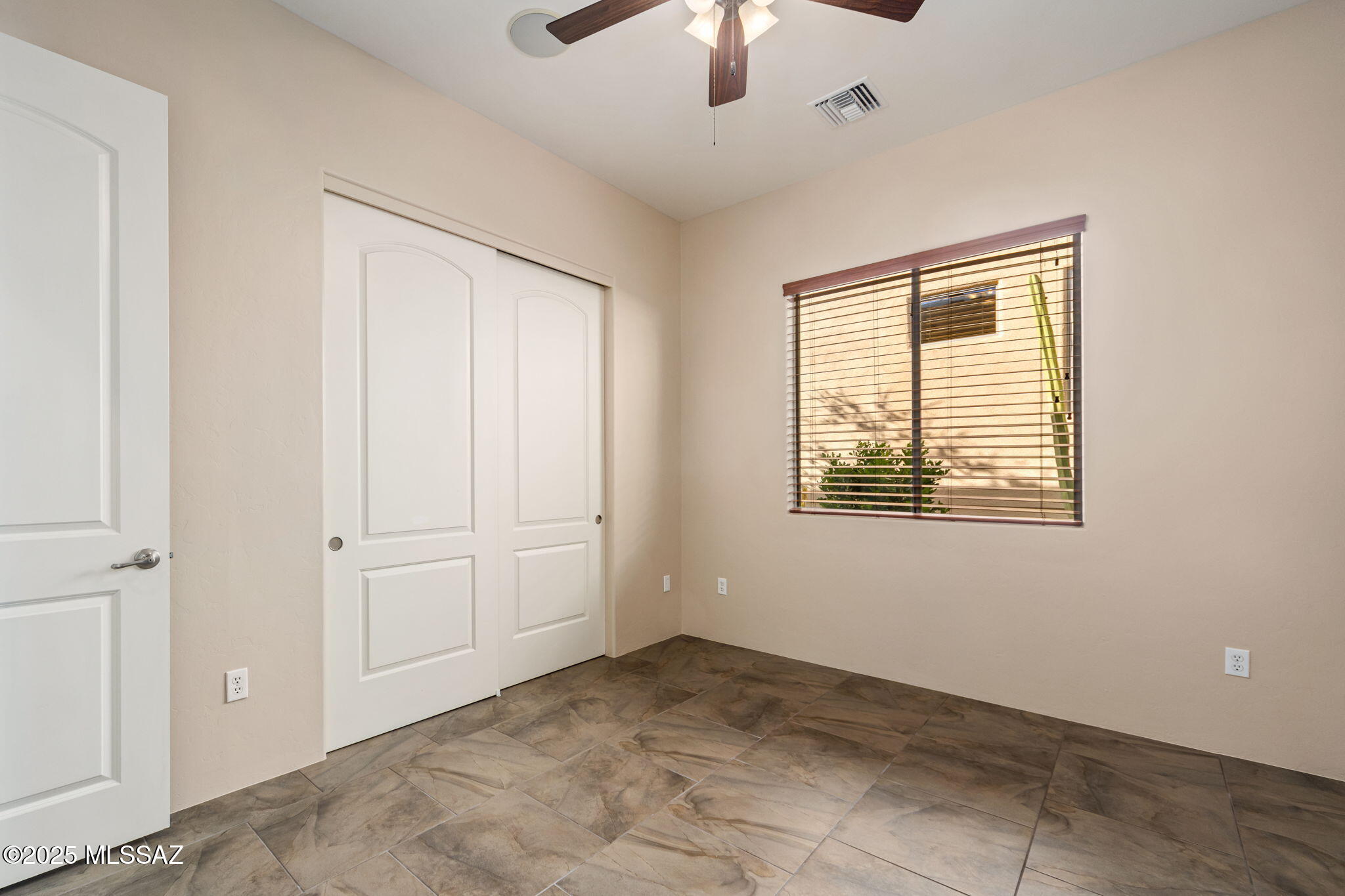 12320 N Sunrise Shadow Drive