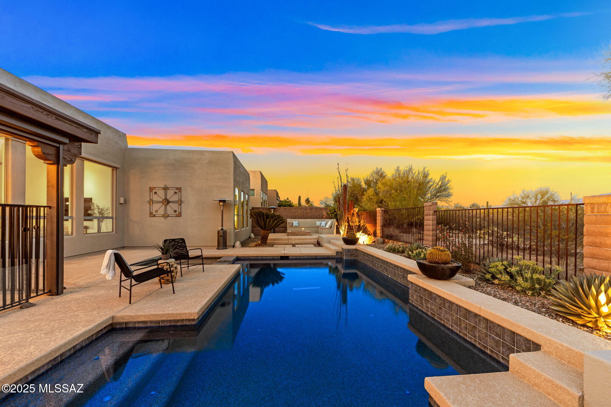 12320 N Sunrise Shadow Drive