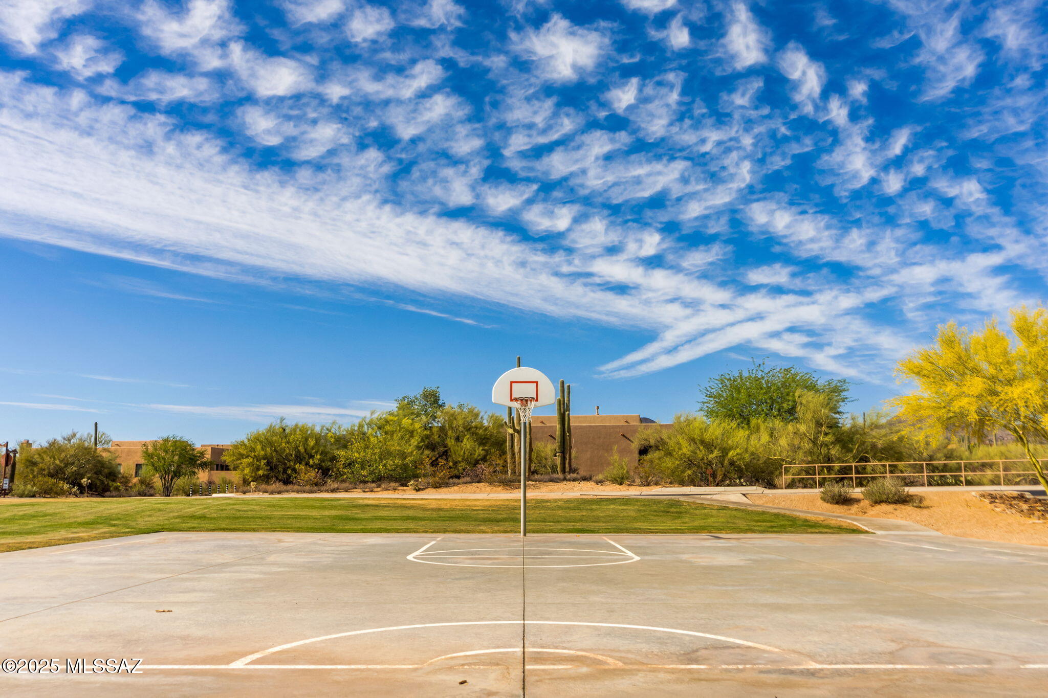 12320 N Sunrise Shadow Drive