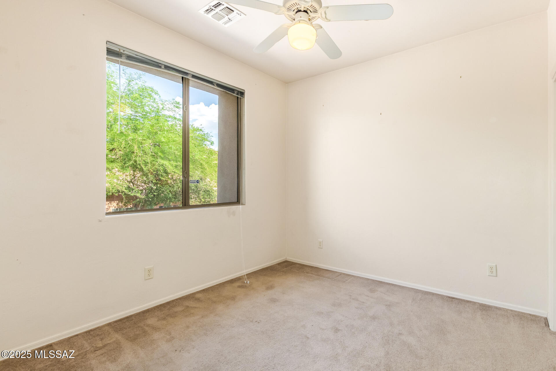 4644 E Avenida Rio Bruza