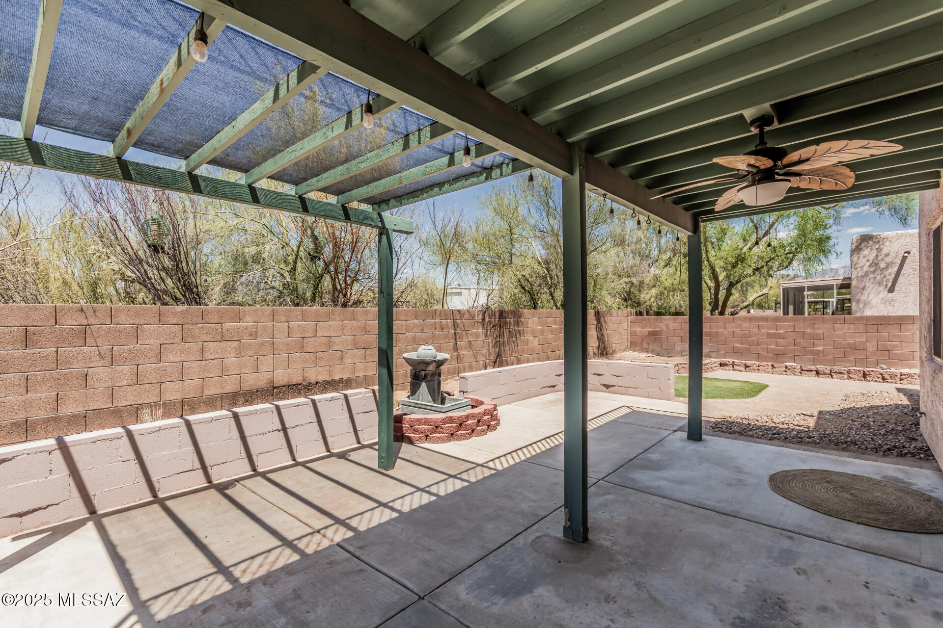 2720 W Camino de las Grutas