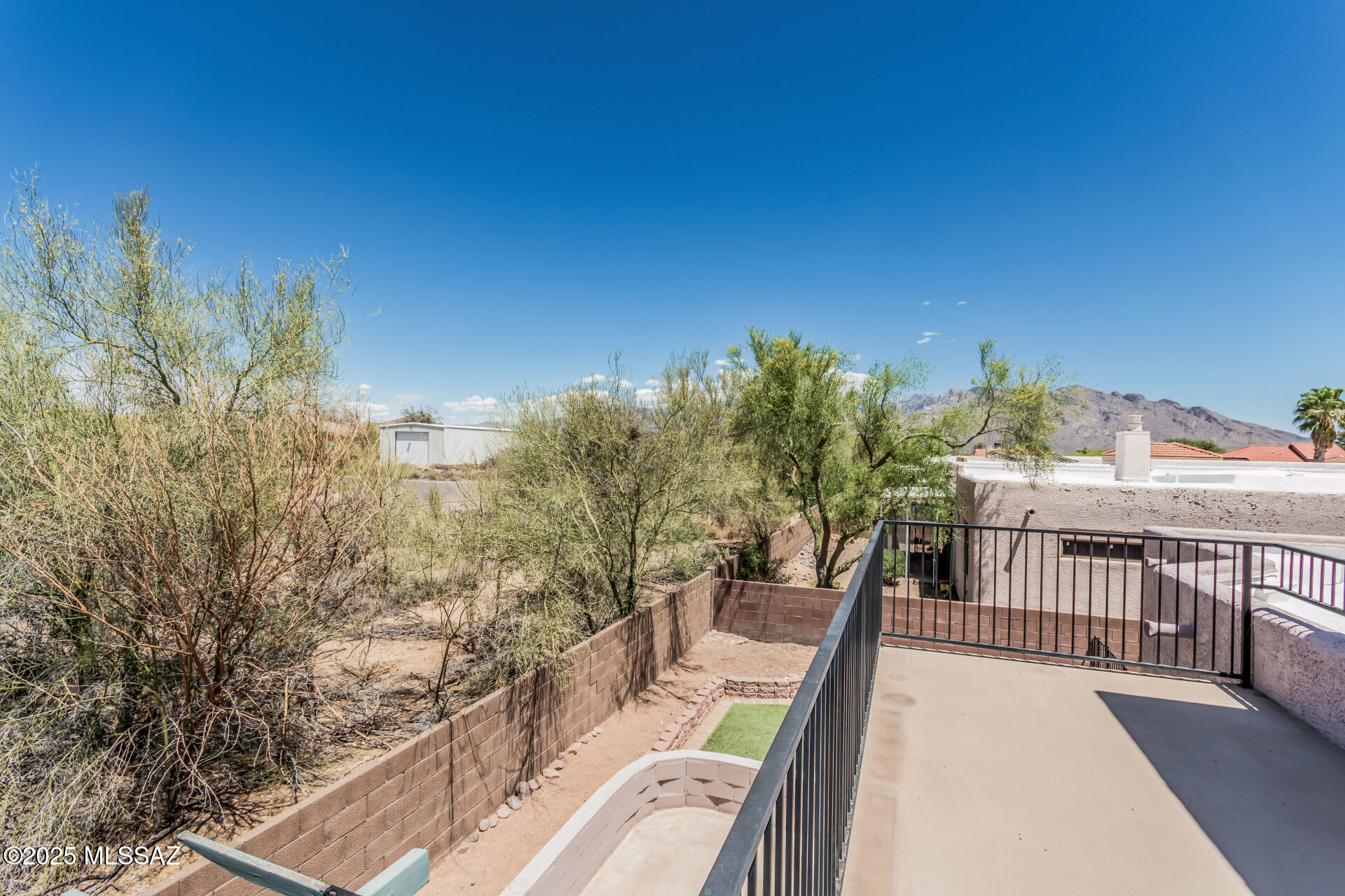 2720 W Camino de las Grutas