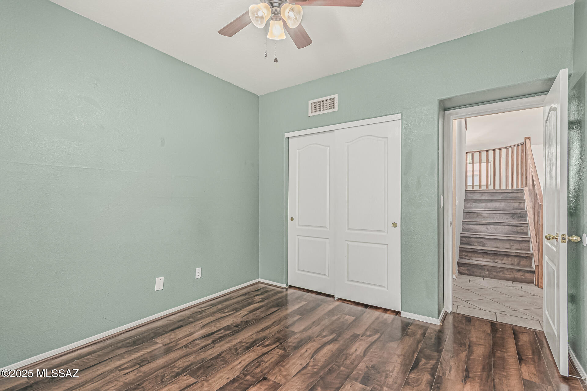 2720 W Camino de las Grutas