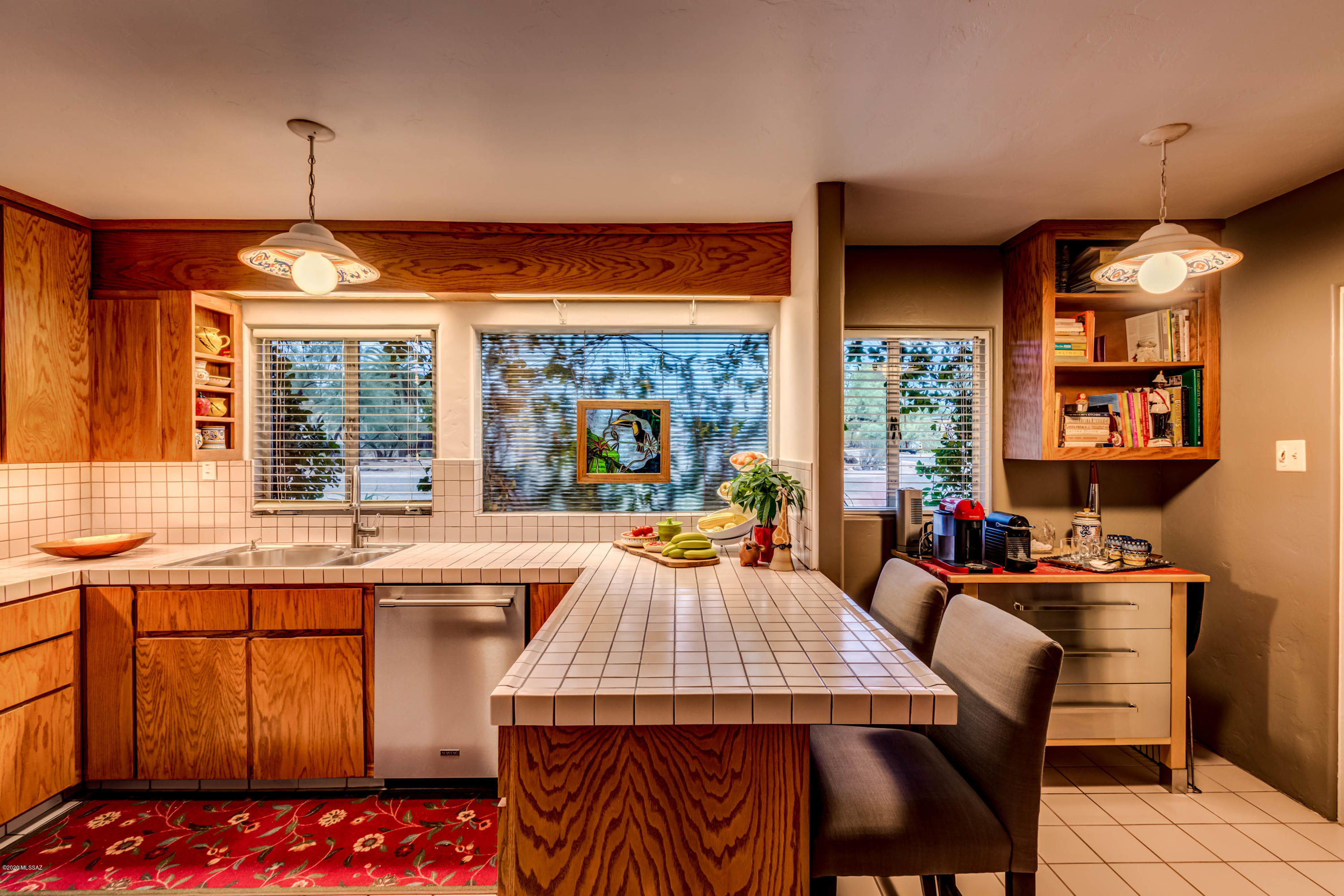4052 E Calle De Jardin