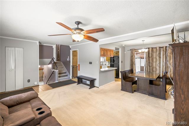 3590 La Mar Place