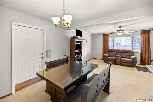 3590 La Mar Place