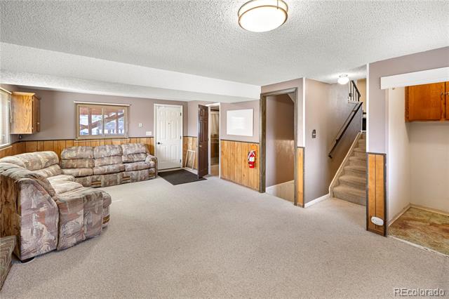 3590 La Mar Place