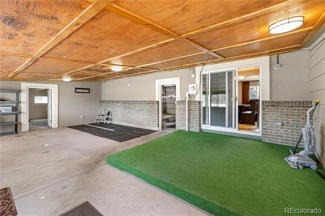 3590 La Mar Place