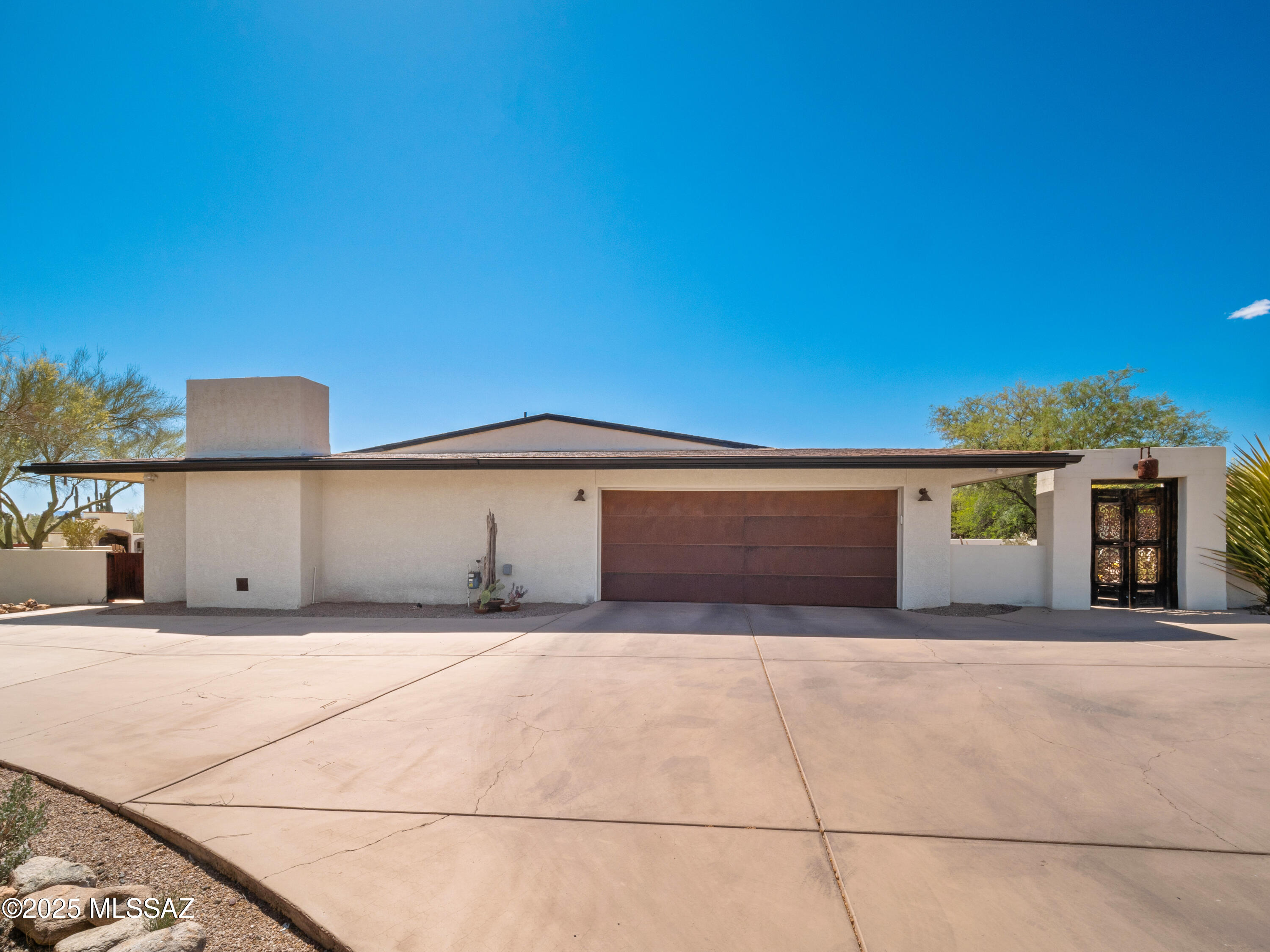 5825 N Camino Miraval Drive