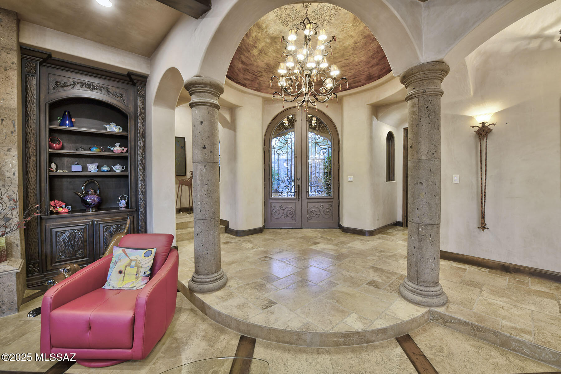 6015 N Camino Preciado