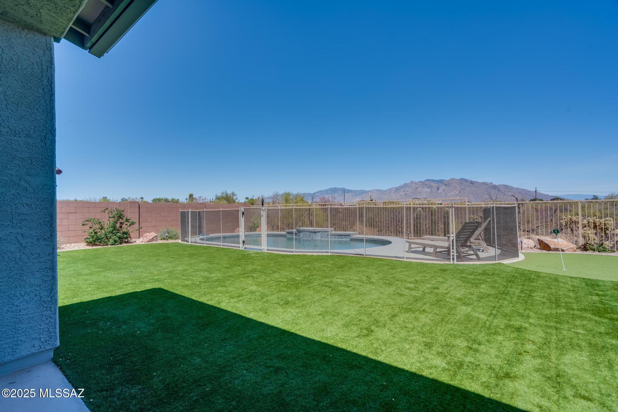 3015 W Willow Moon Trail