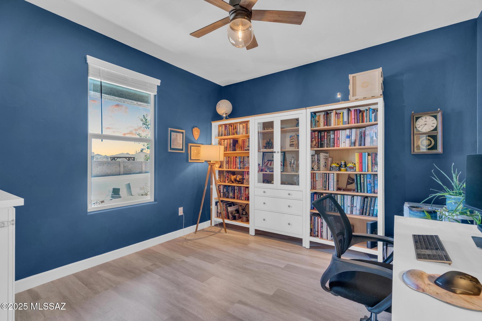 3015 W Willow Moon Trail