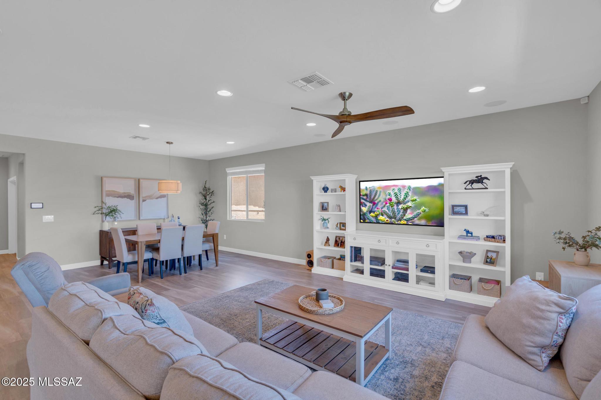 3015 W Willow Moon Trail