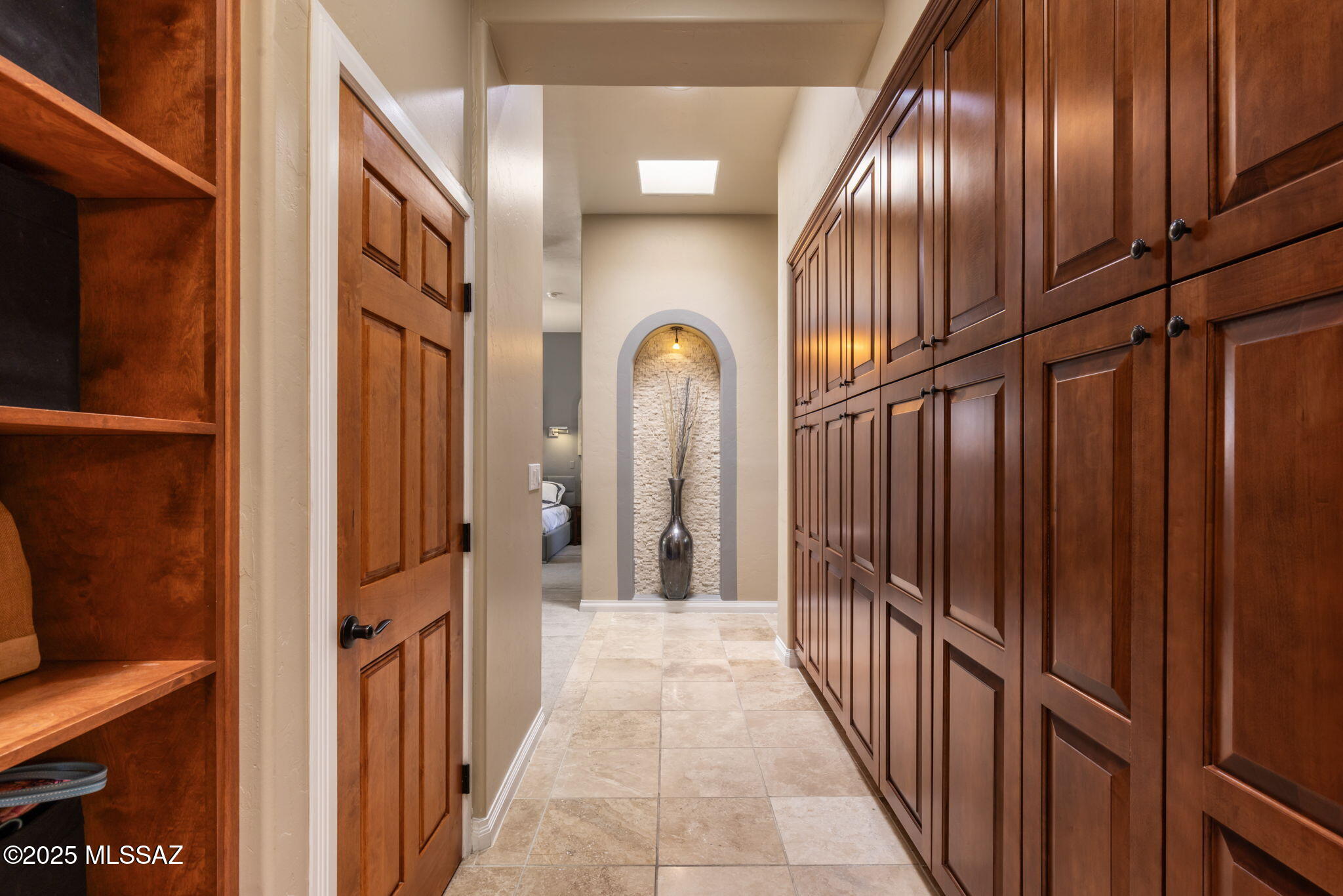 1030 W Soft Wind Place