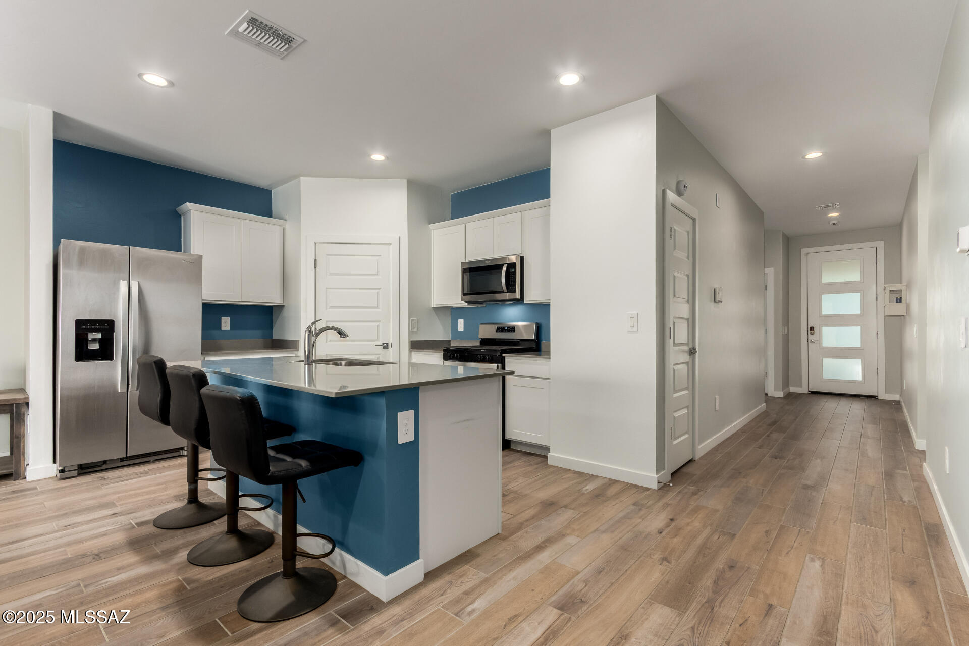 495 W Lexington Street