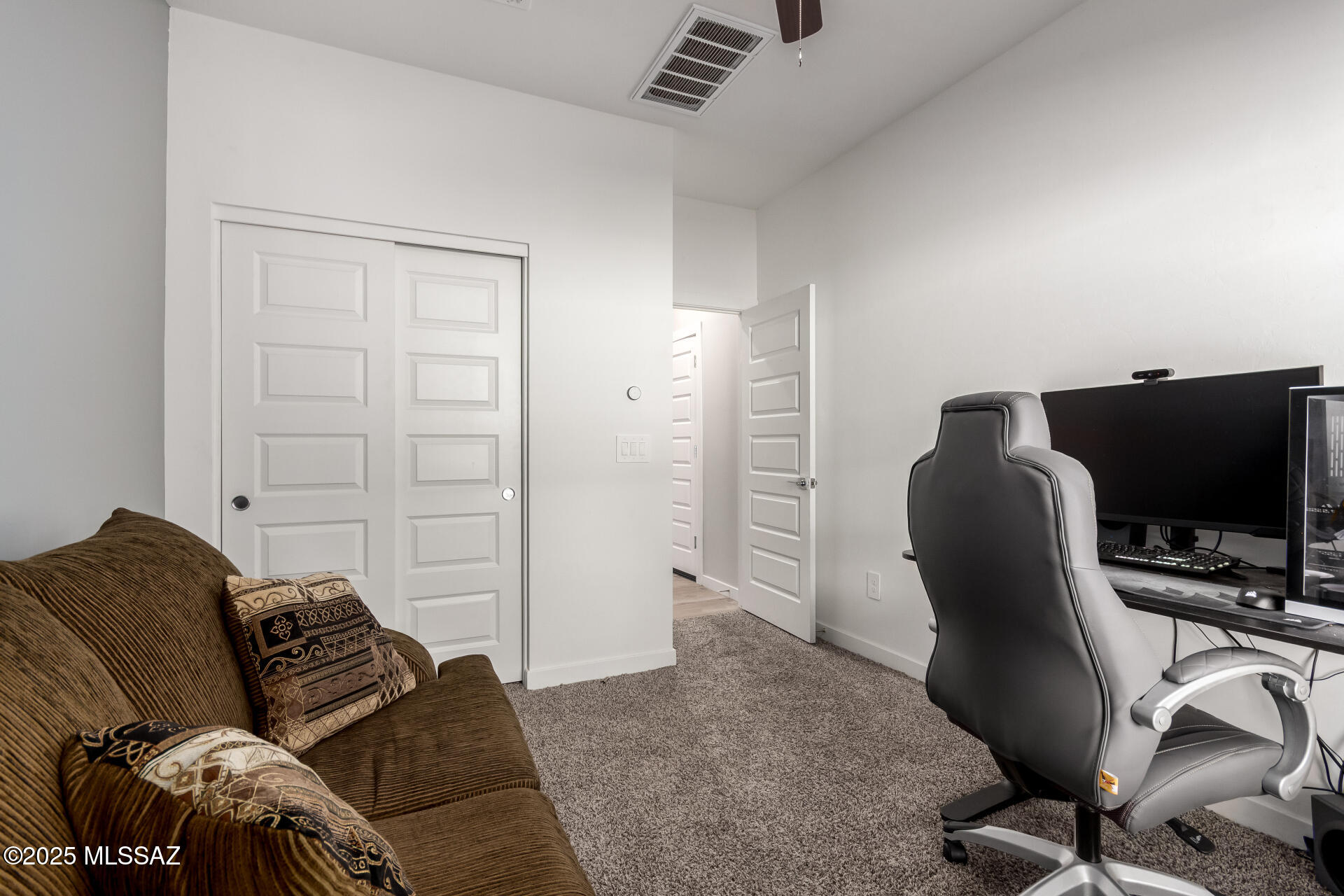 495 W Lexington Street