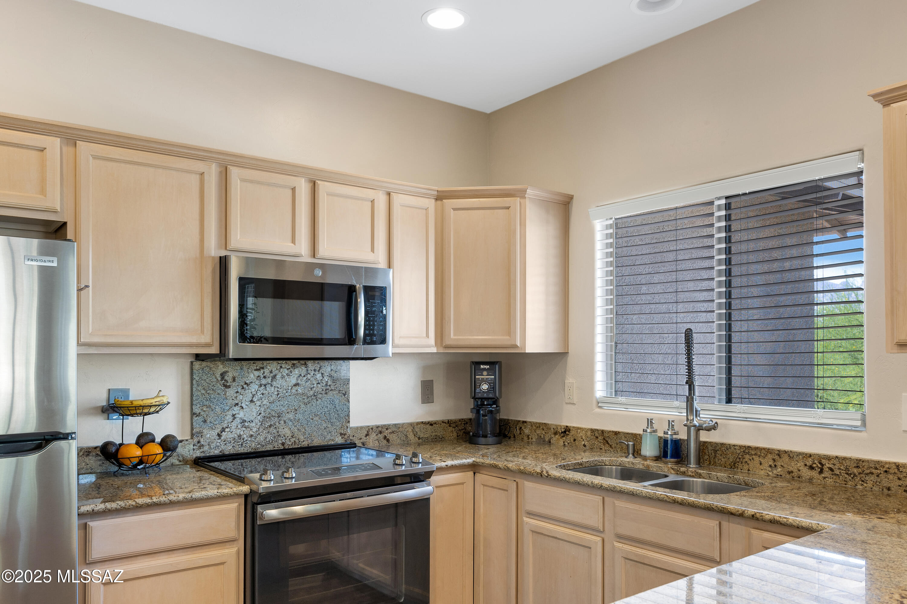 655 W Vistoso Highlands Drive 242