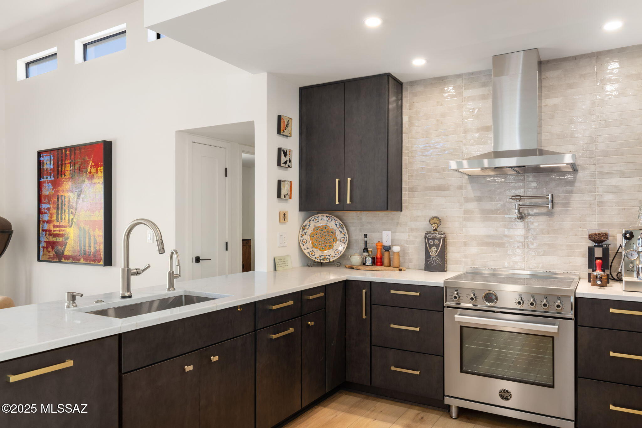 4518 N Camino Cardenal