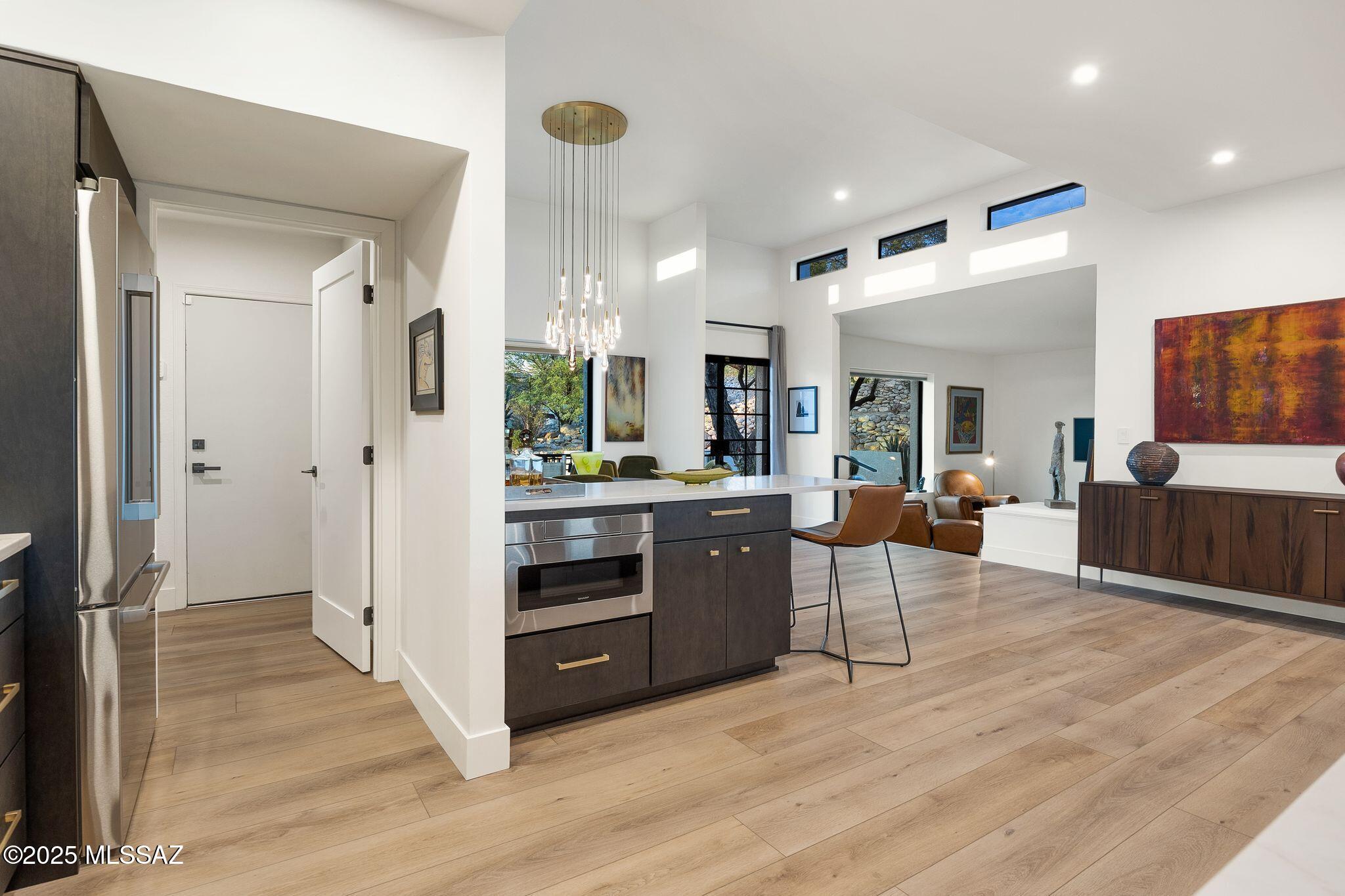 4518 N Camino Cardenal
