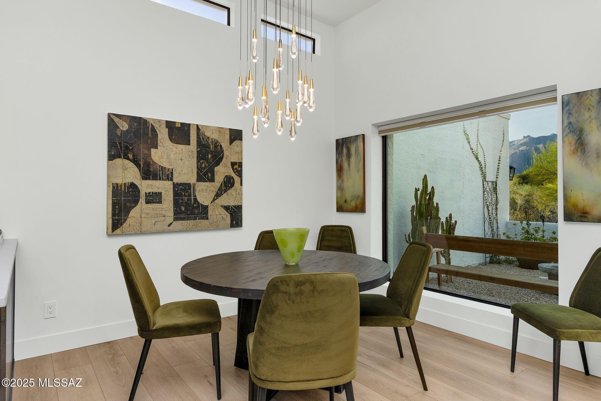 4518 N Camino Cardenal
