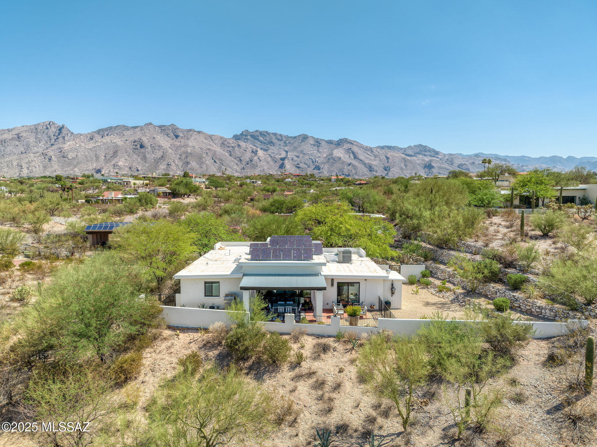 4518 N Camino Cardenal