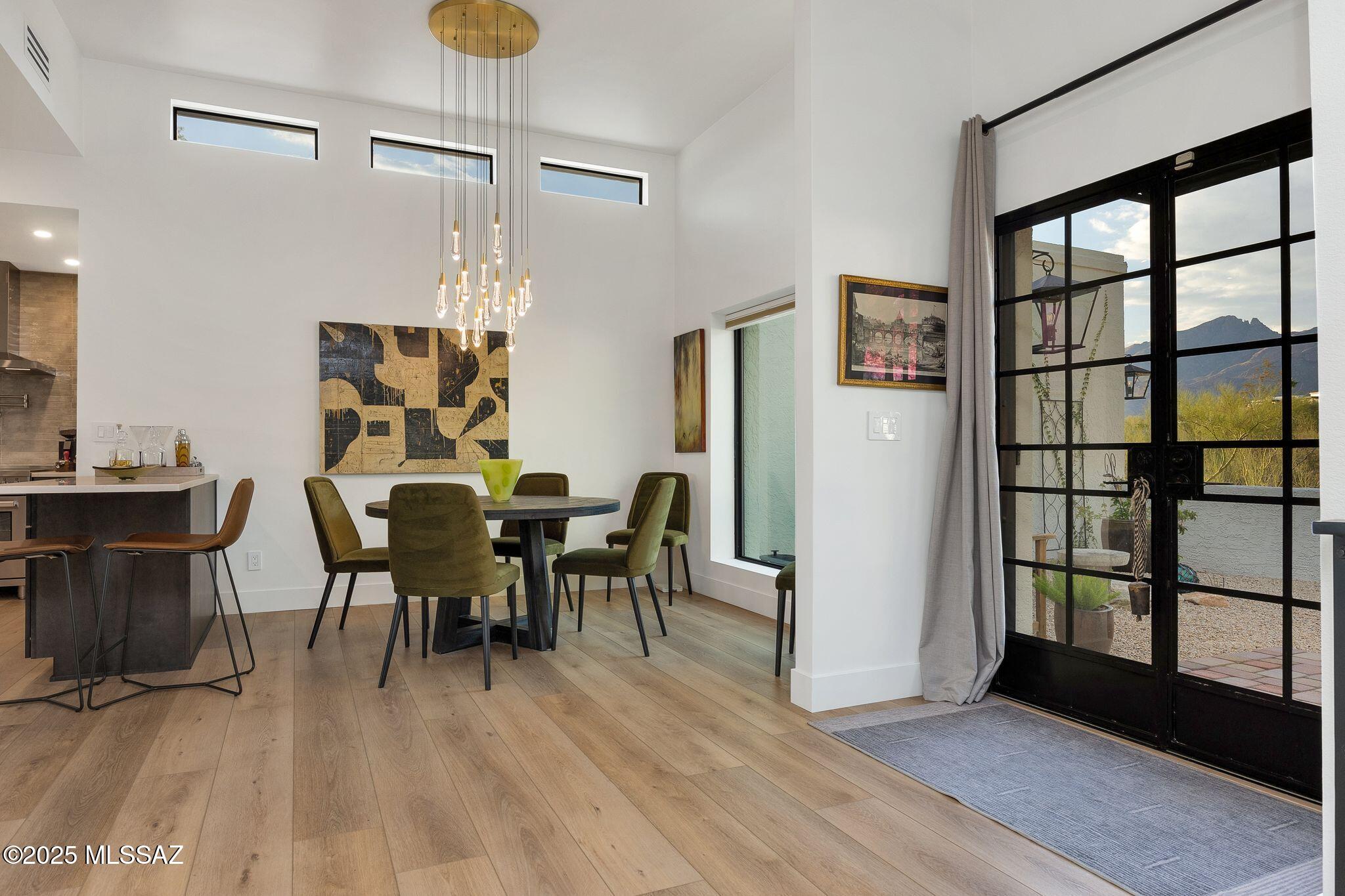 4518 N Camino Cardenal