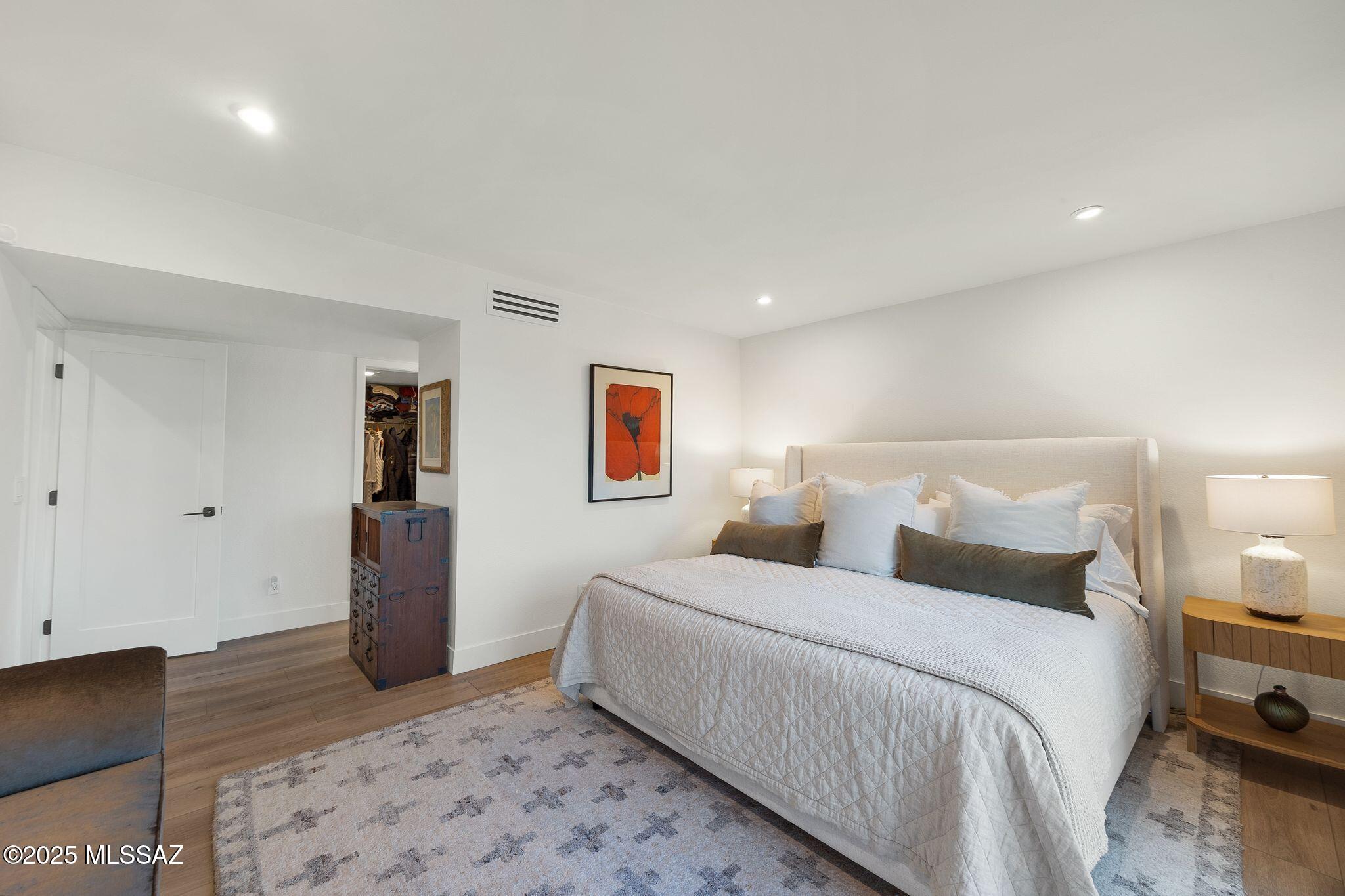 4518 N Camino Cardenal