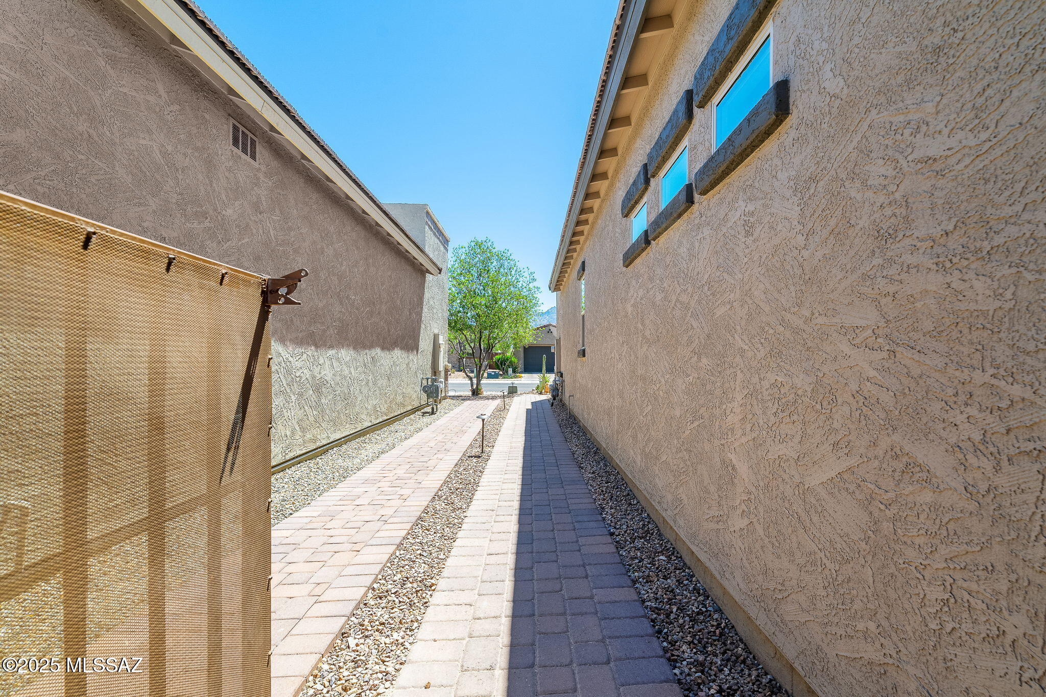 13415 N Fiesta Flower Drive