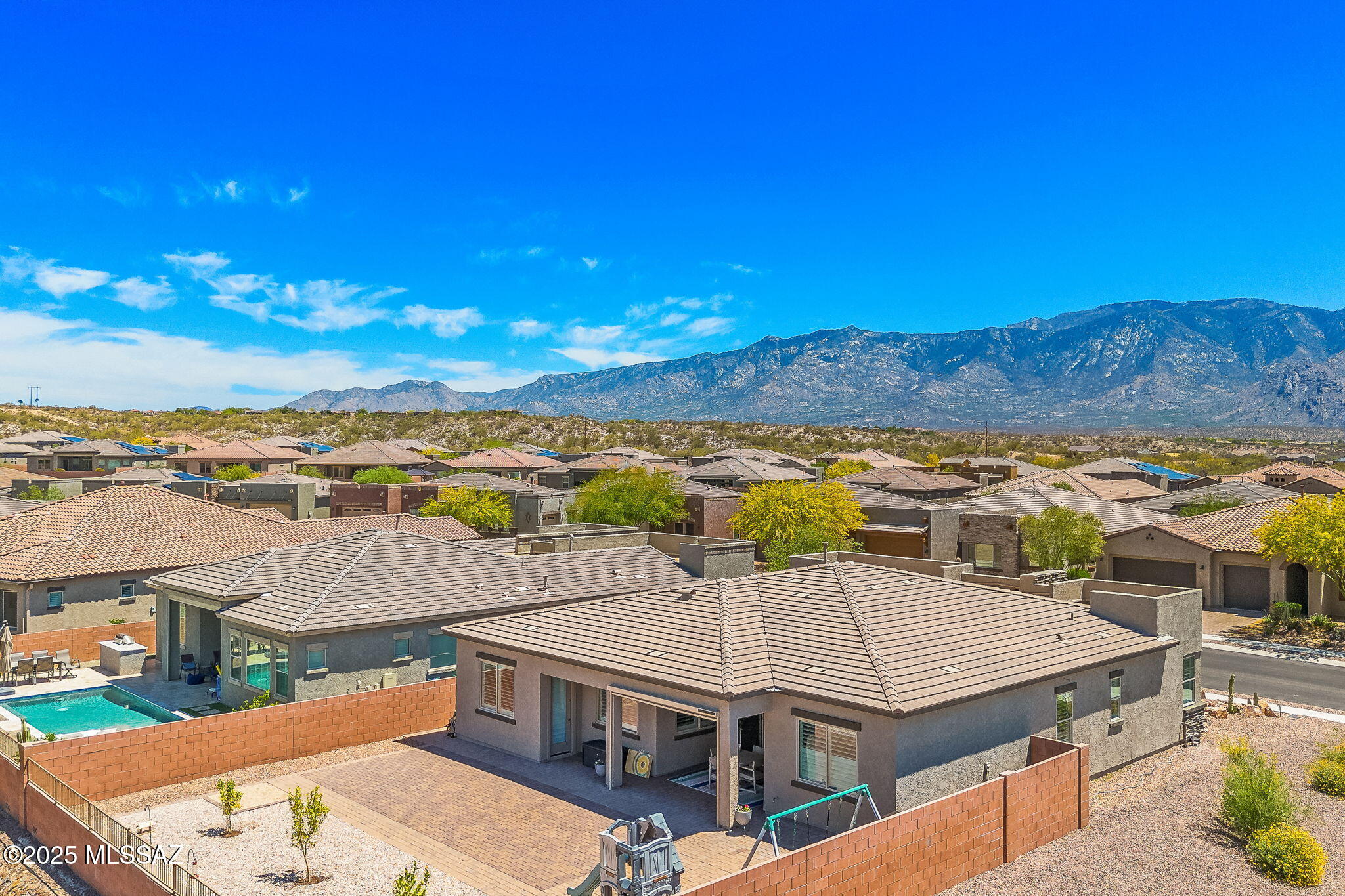 13415 N Fiesta Flower Drive