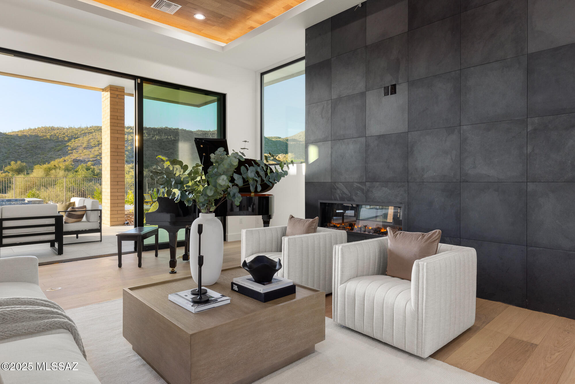 5822 W Sunset Gallery Place