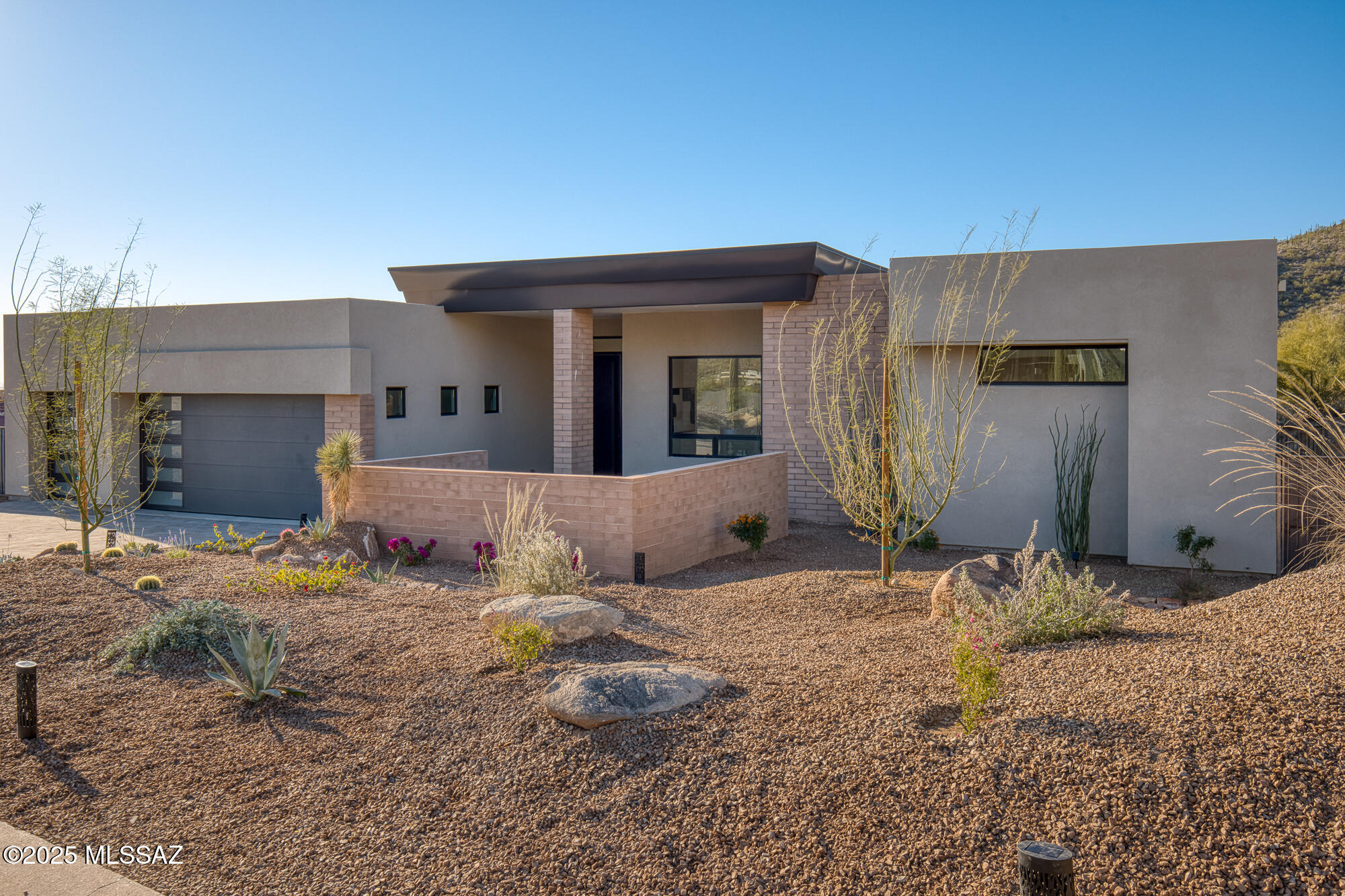 5822 W Sunset Gallery Place