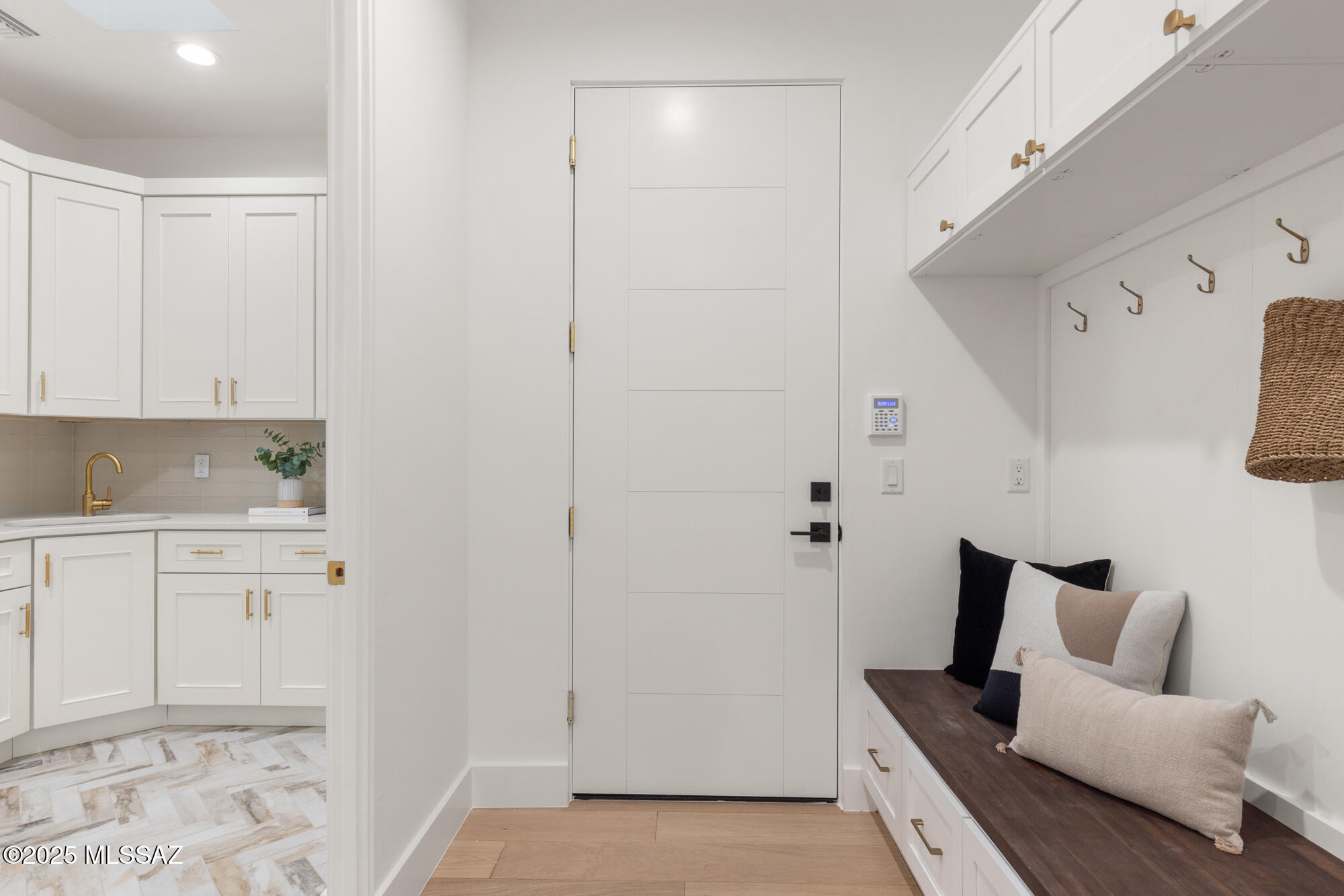 5822 W Sunset Gallery Place