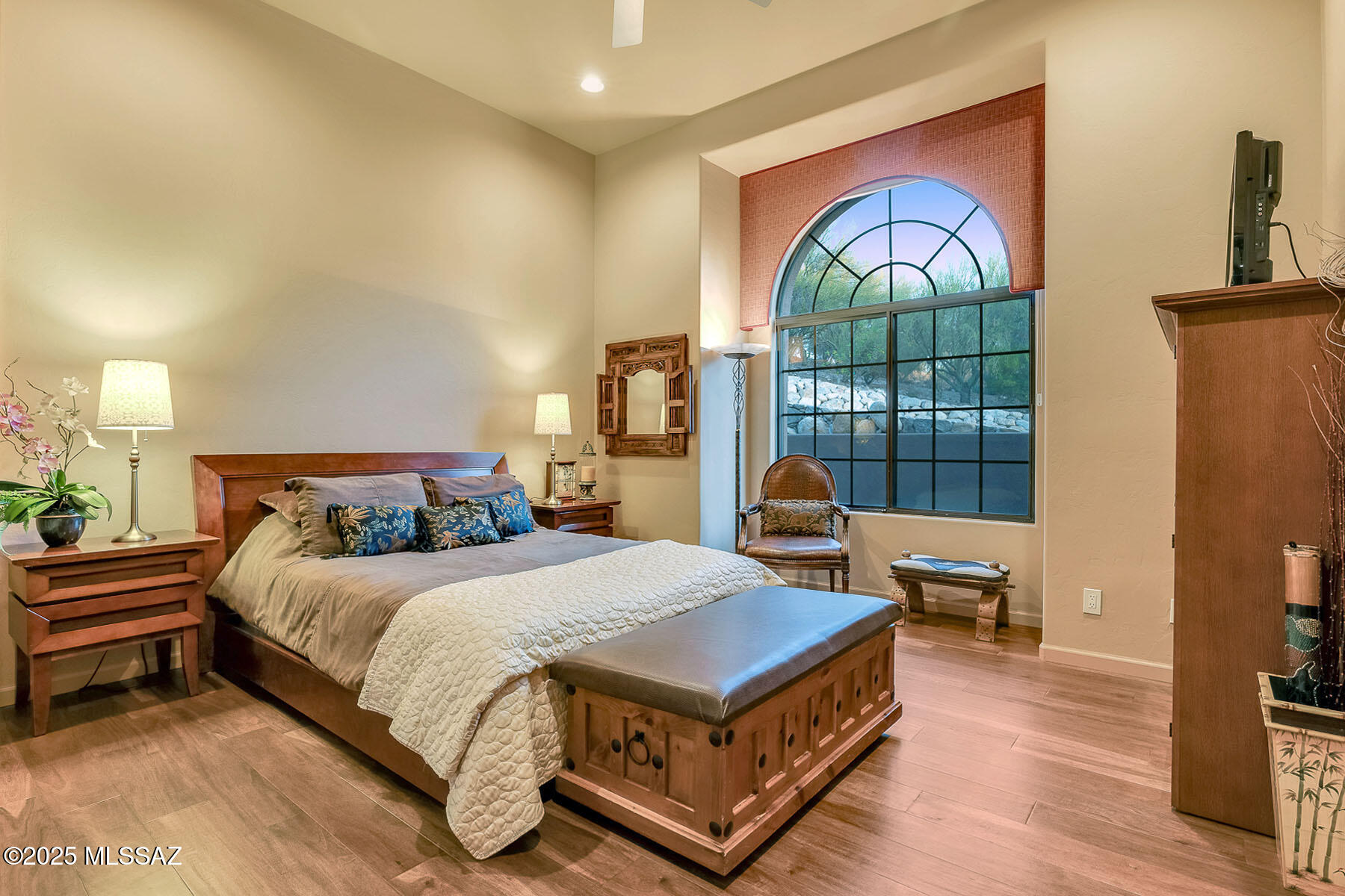 4844 N Avenida De Castilla