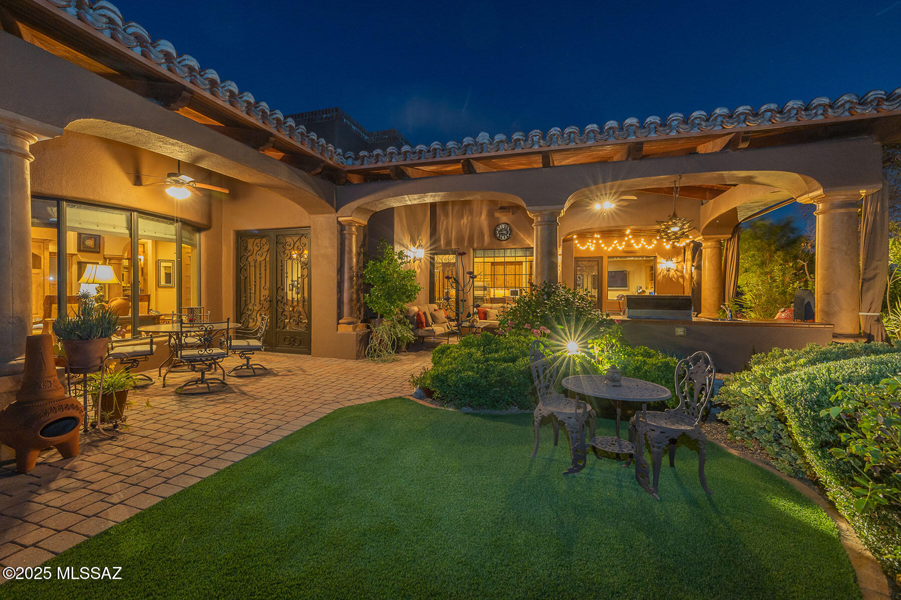 4844 N Avenida De Castilla