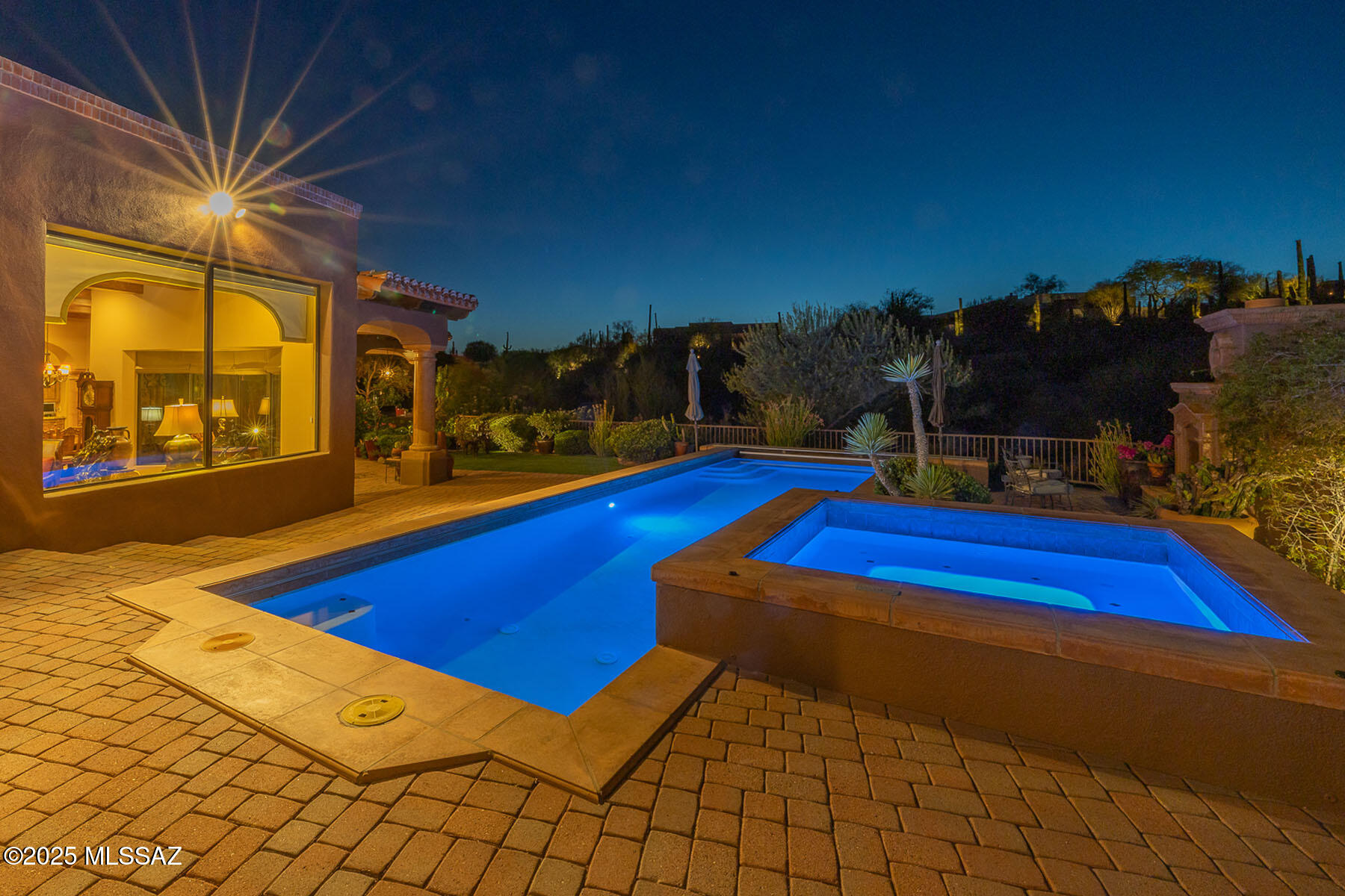 4844 N Avenida De Castilla