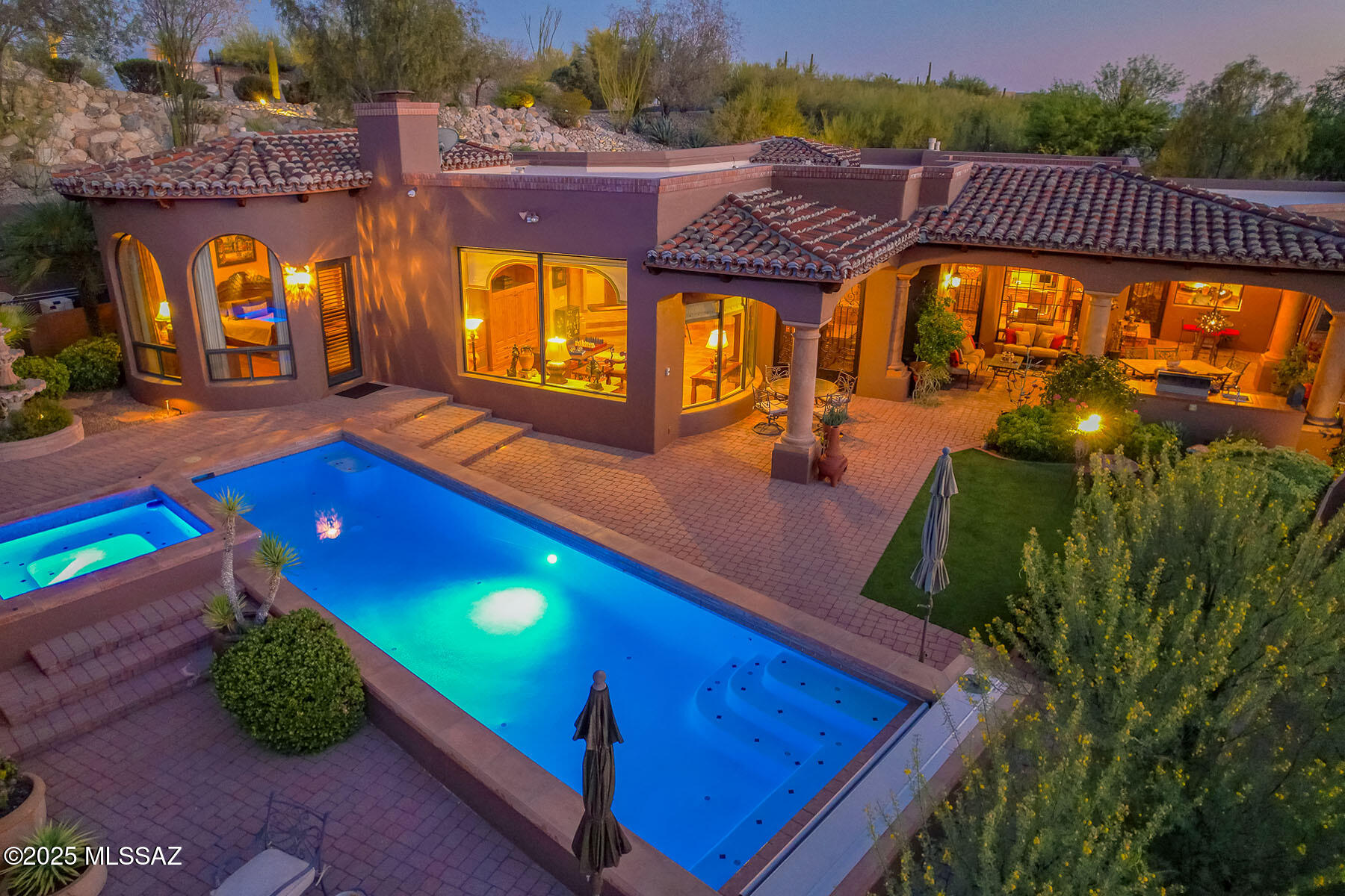 4844 N Avenida De Castilla