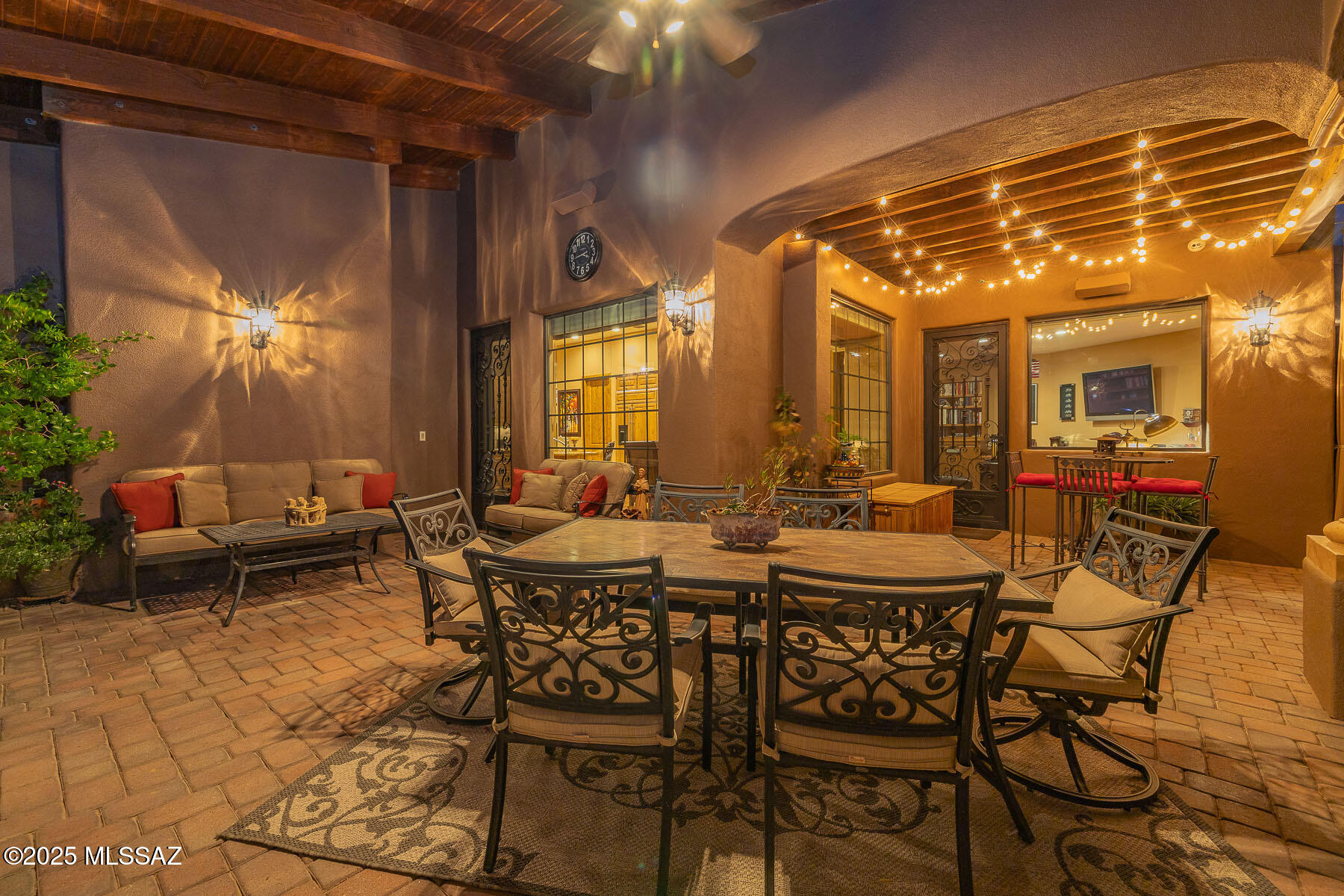 4844 N Avenida De Castilla