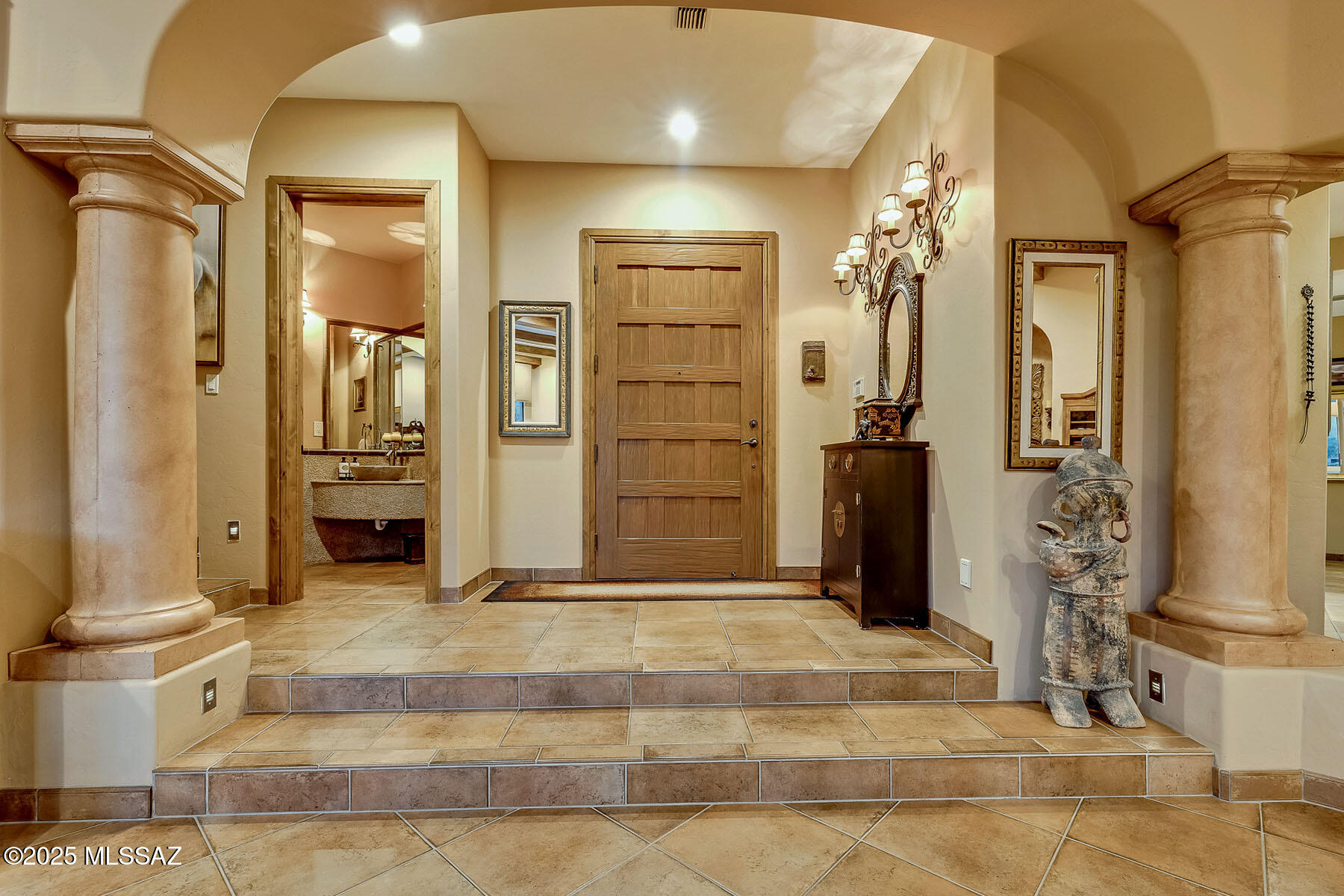 4844 N Avenida De Castilla
