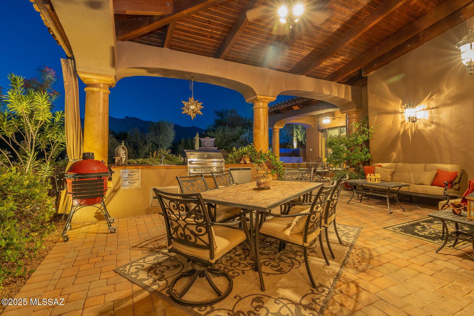 4844 N Avenida De Castilla