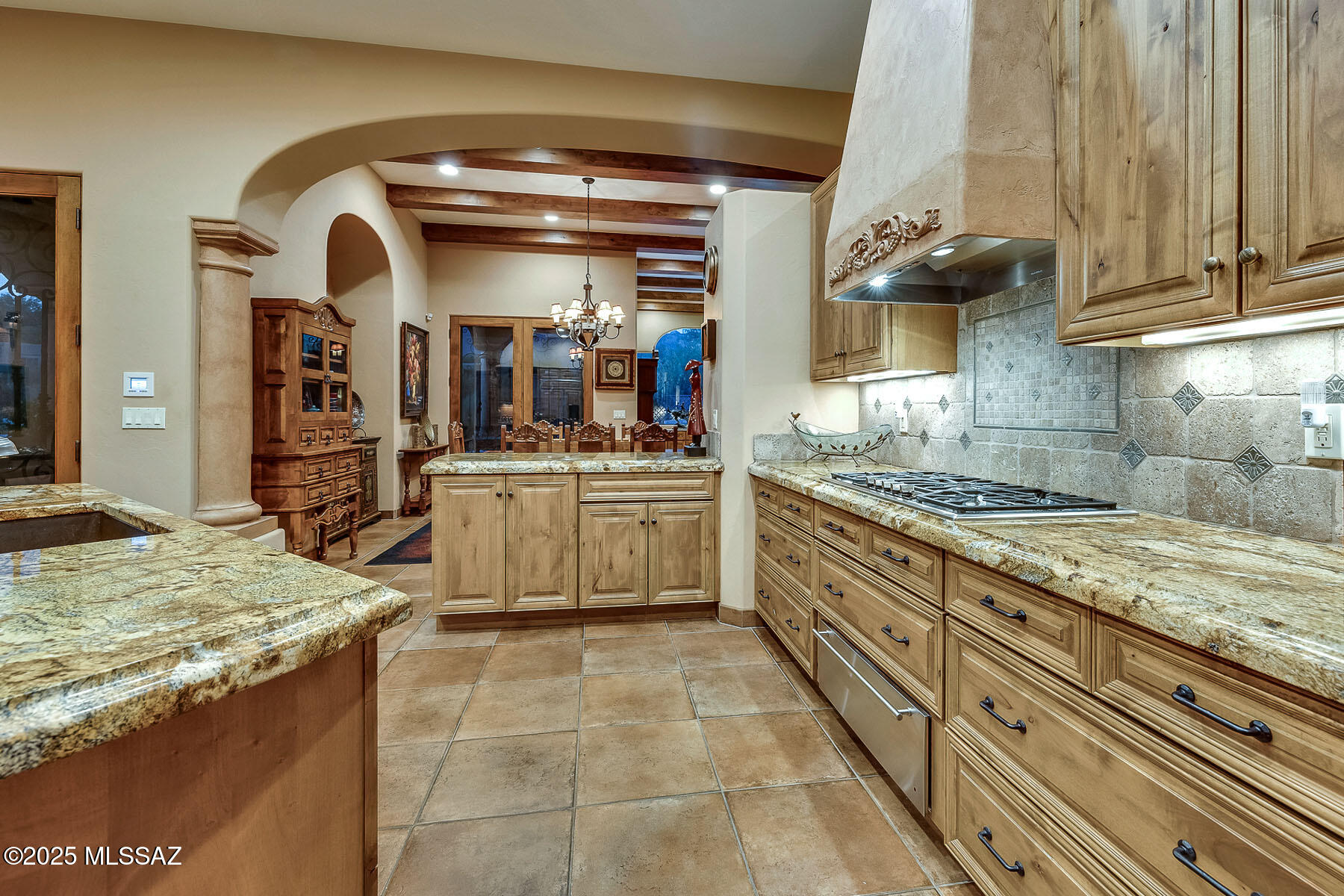 4844 N Avenida De Castilla
