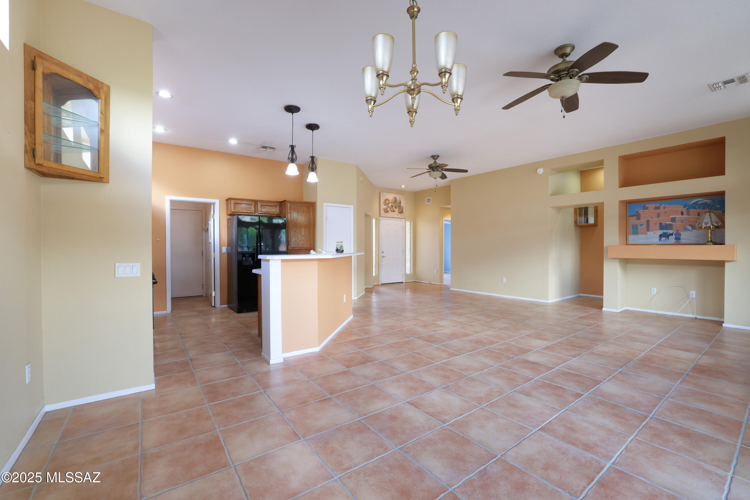 2295 E Montrose Canyon Drive