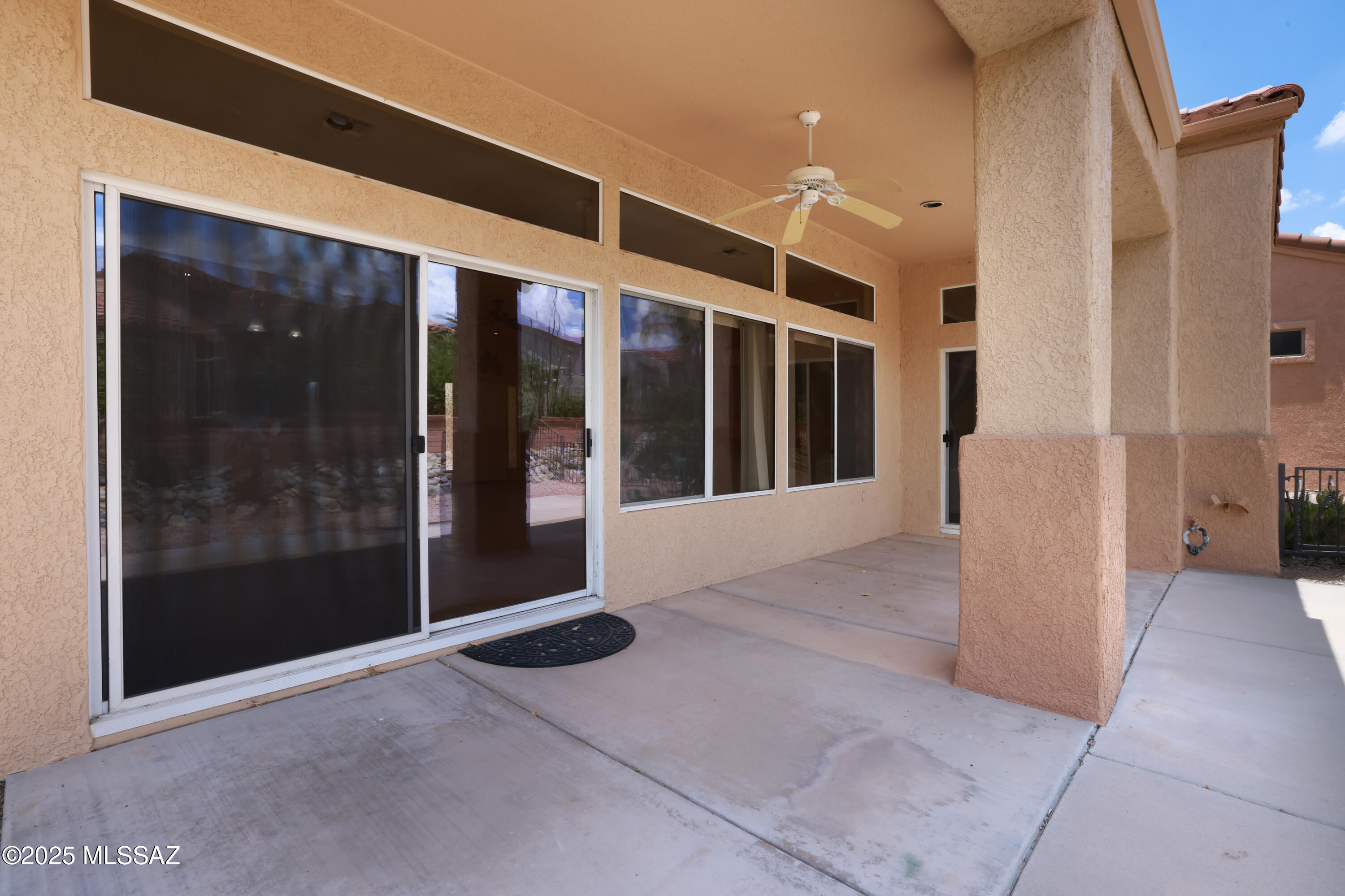 2295 E Montrose Canyon Drive