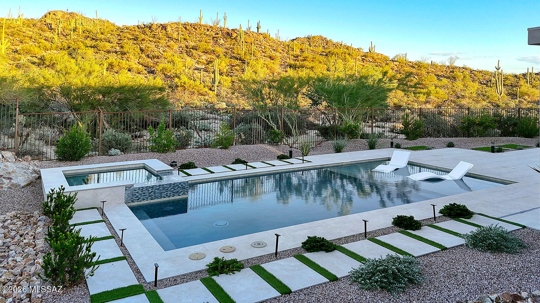 13870 N Dove Canyon Pass