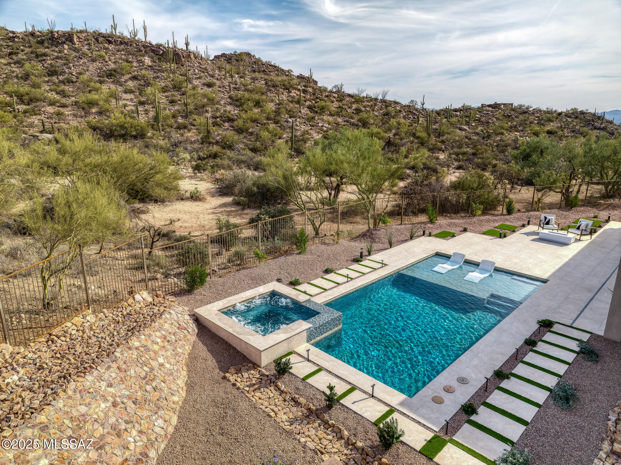 13870 N Dove Canyon Pass