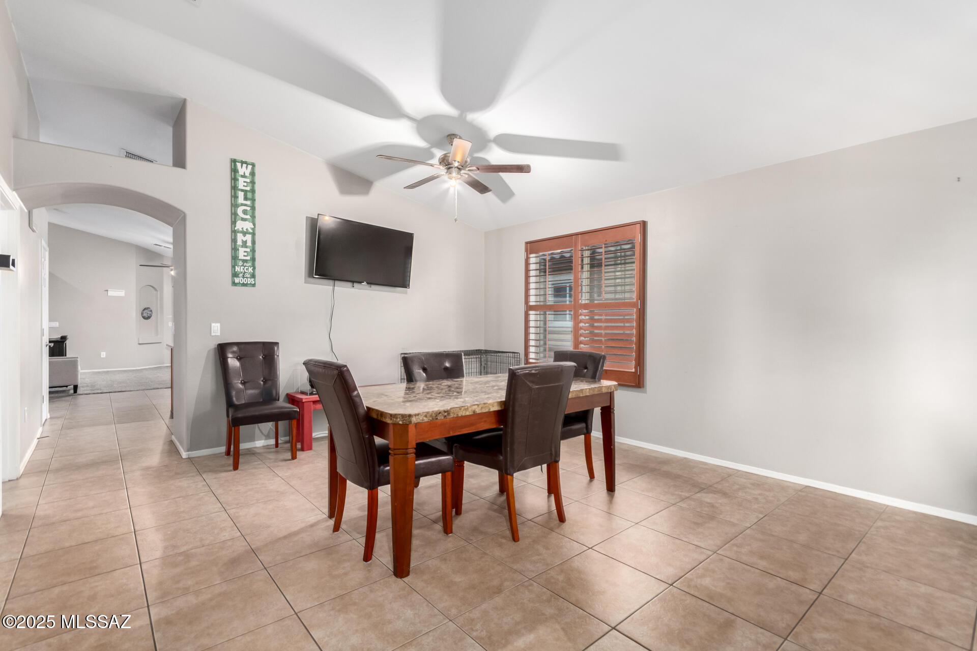 111 S Beyerville Place